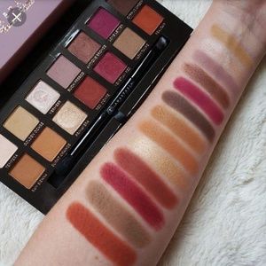 Anastasia Beverly hill modern renaissance